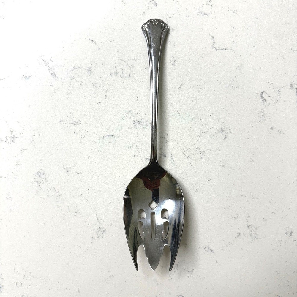 Reed & Barton LYNDON Stainless Glossy Silverware Pierced Vegetable Serving Spoon